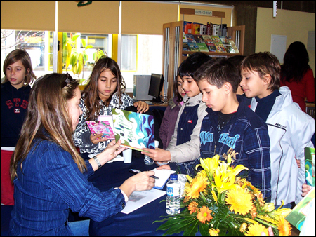 Rita Basílio responde à curiosidade dos jovens leitores