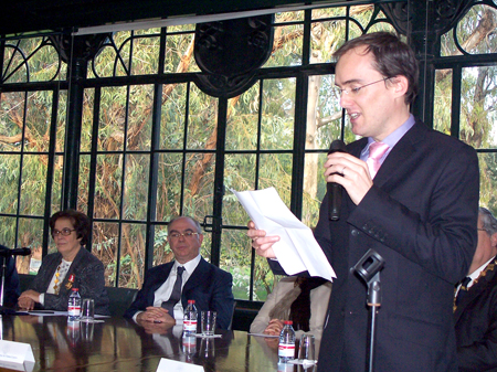 Jean-Marie Guillouët agradecendo o prémio